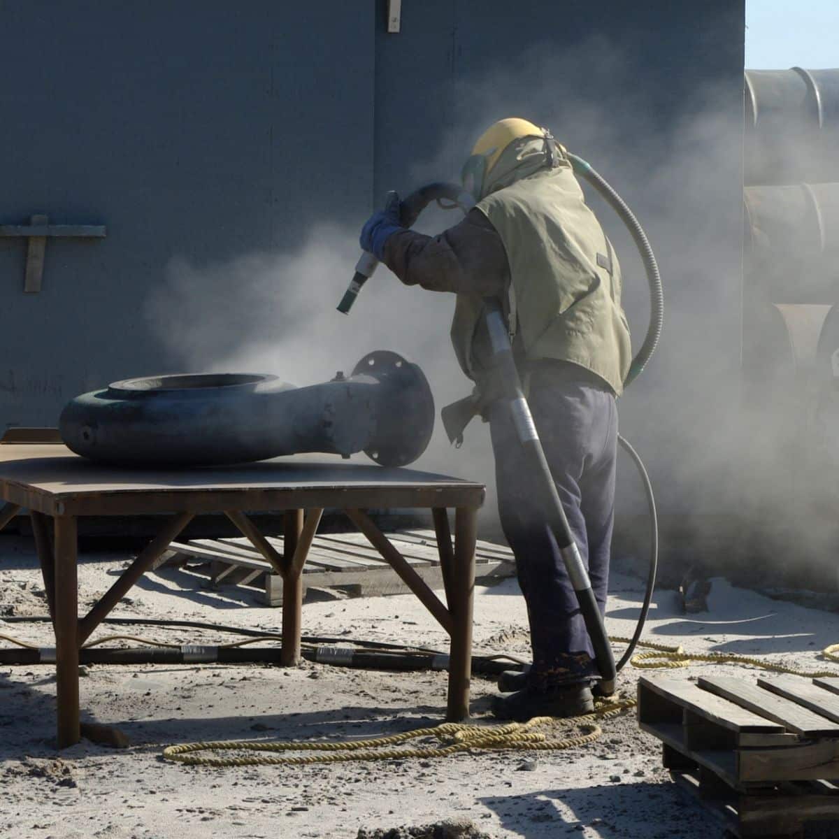 enlever la peinture sur metal